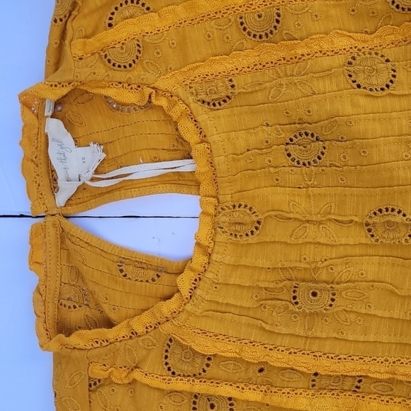 Anthropologie Forever That Girl Gold Orange Lace Embroidered Blouse Size XS - Picture 2 of 12